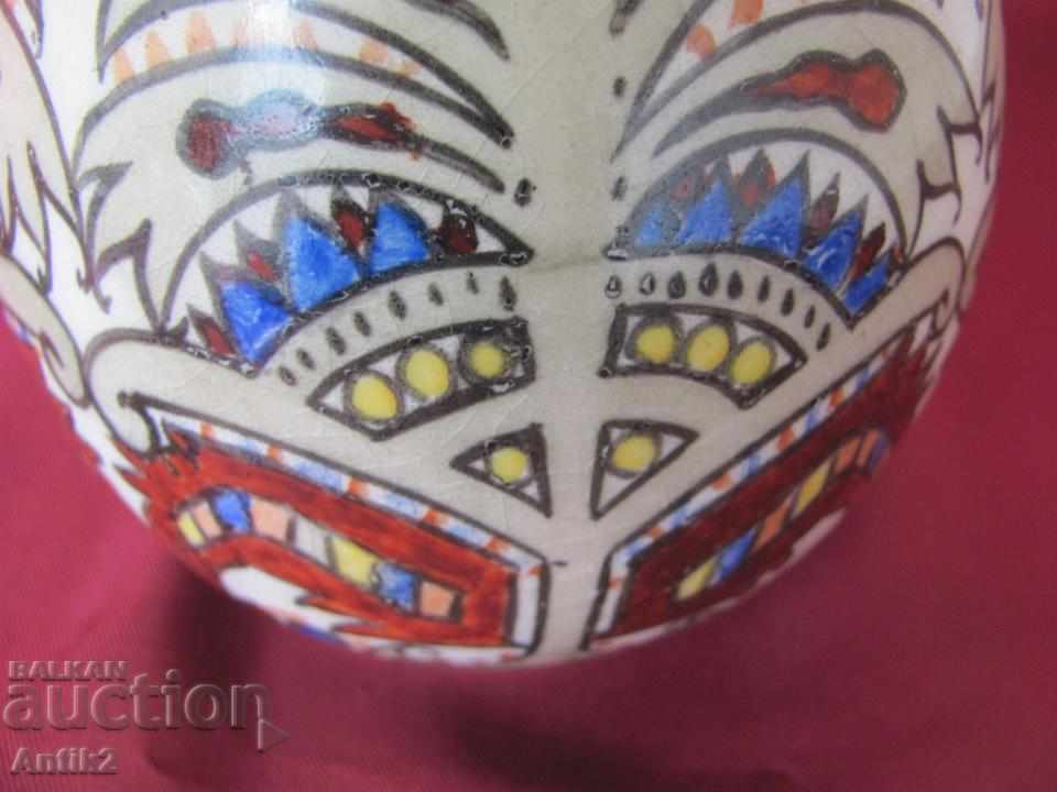 Delivery of 19th Century Porcelain Folk Art Macedonia Vase Delivery of 19th Century Porcelain Folk Art Macedonia Vase