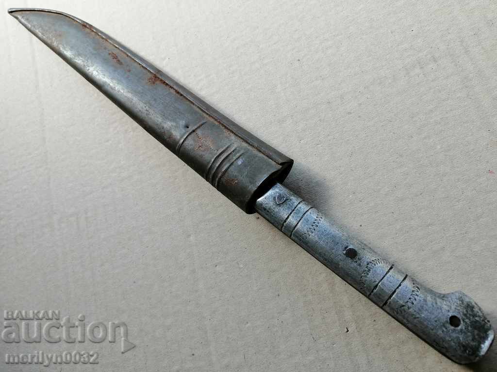 Licitație Cuțit vechi cu cuțitul Kaniya Gabrovo Karakulak Licitație Cuțit vechi cu cuțitul Kaniya Gabrovo Karakulak