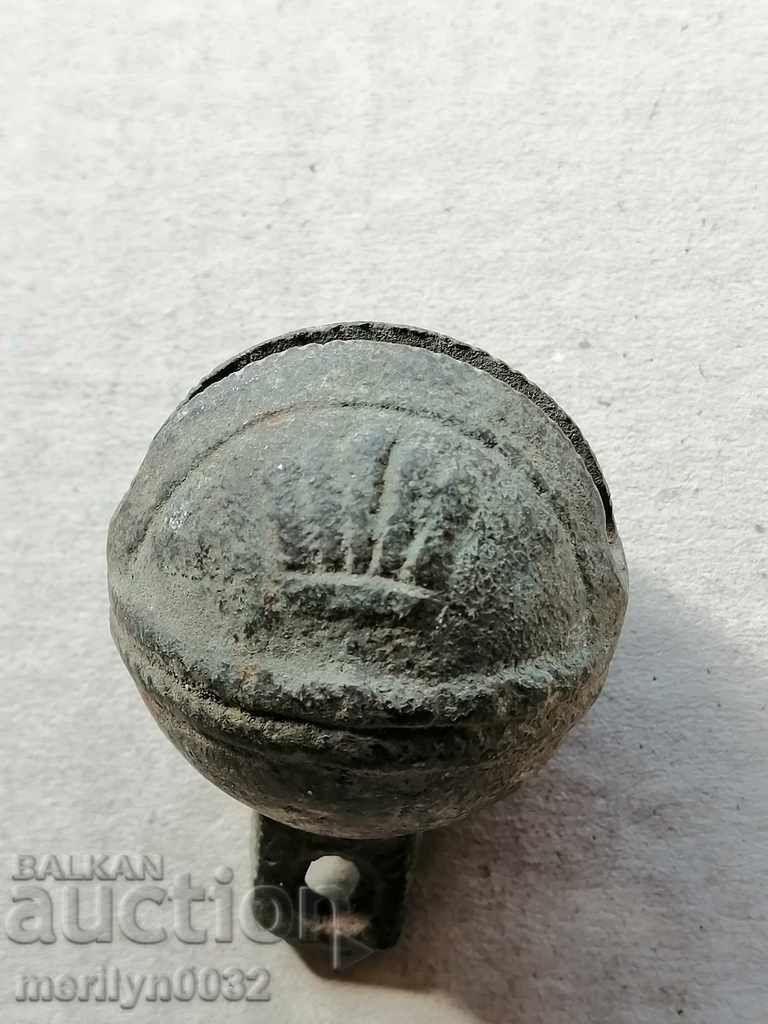 Bronze "nut" type horse cart bell - 19th century with price 38.00 BGN | € 19.43 Bronze "nut" type horse cart bell - 19th century with price 38.00 BGN | € 19.43