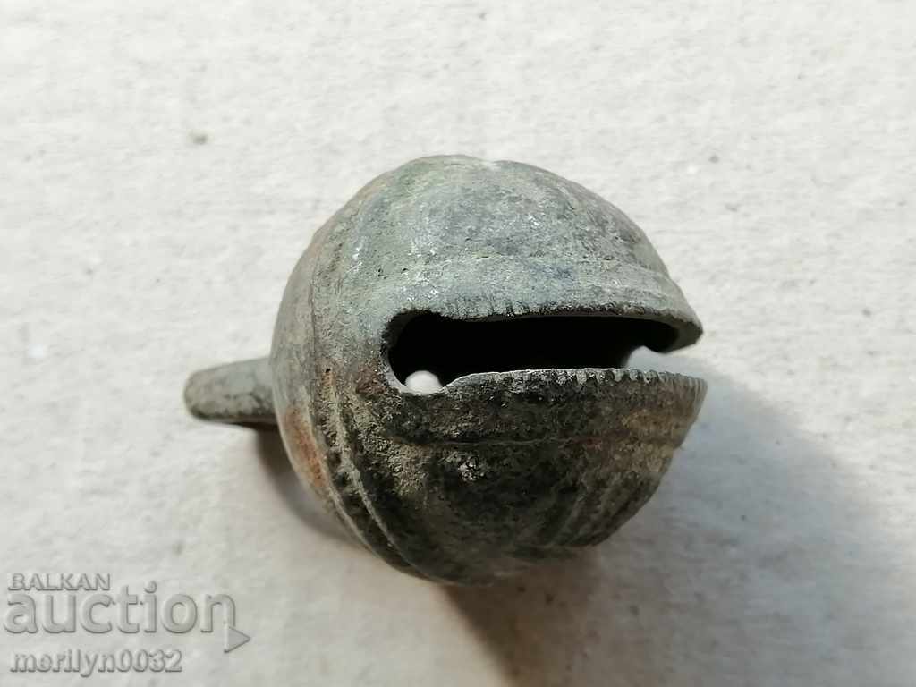 Auction Bronze "nut" type horse cart bell - 19th century Auction Bronze "nut" type horse cart bell - 19th century