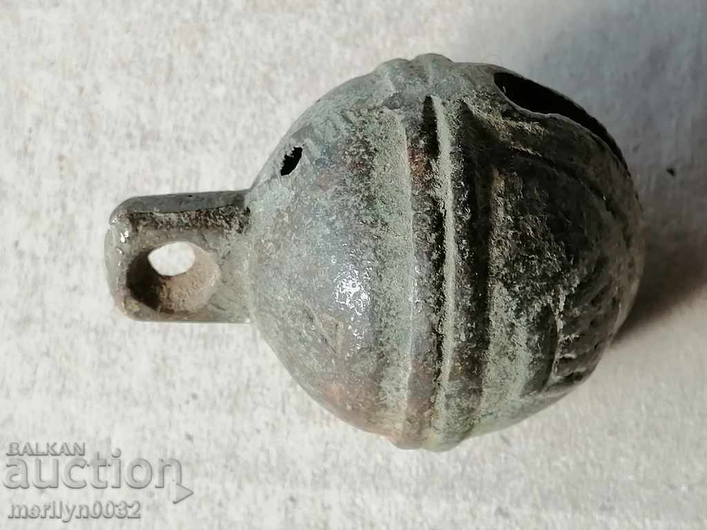 Delivery of Bronze "nut" type horse cart bell - 19th century Delivery of Bronze "nut" type horse cart bell - 19th century