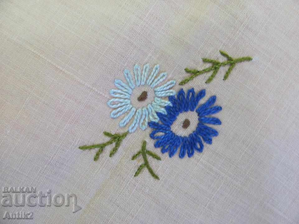 Old hand embroidered large tablecloth - 6 Old hand embroidered large tablecloth - 6