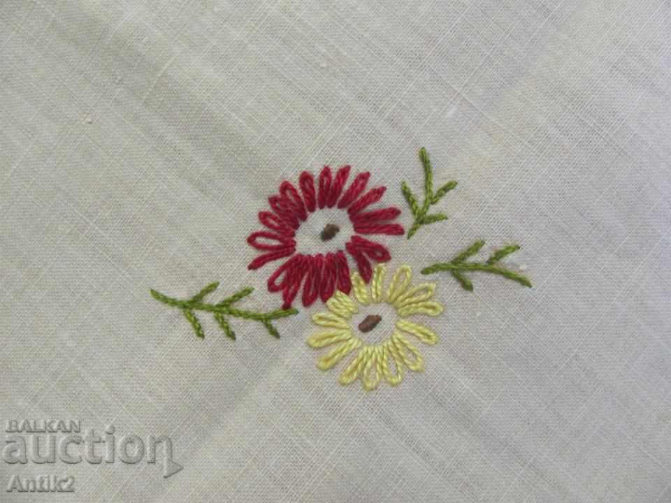 Old hand embroidered large tablecloth - 7 Old hand embroidered large tablecloth - 7