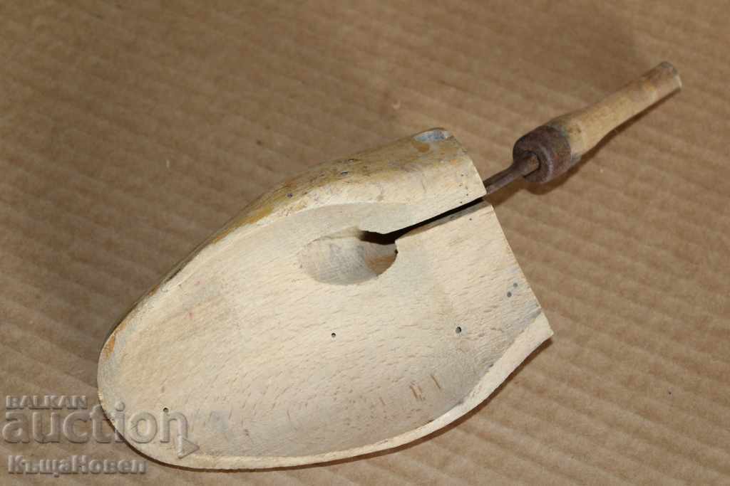 . OLD FOOTWEAR SHOE SHOE TOOL SHOES SHOE - 6