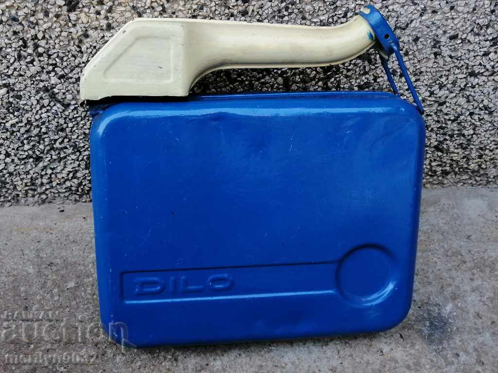 A 5 liter can of 70's fuel funnel with price 48.00 BGN | € 24.54 A 5 liter can of 70's fuel funnel with price 48.00 BGN | € 24.54