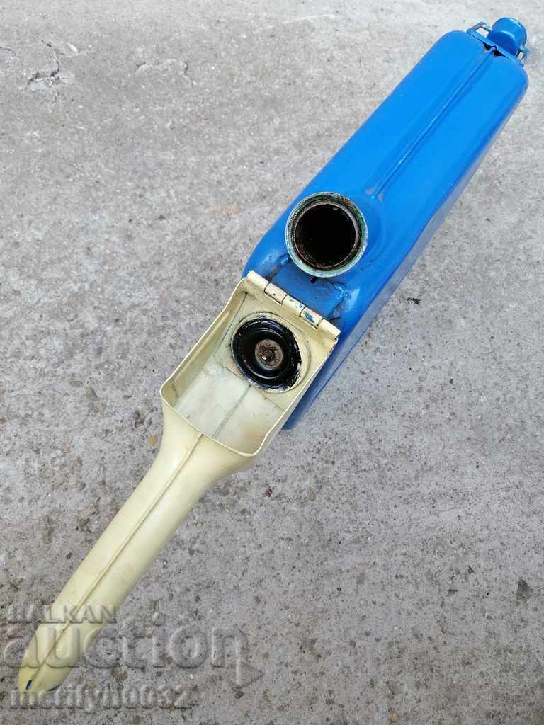 A 5 liter can of 70's fuel funnel - 6 A 5 liter can of 70's fuel funnel - 6