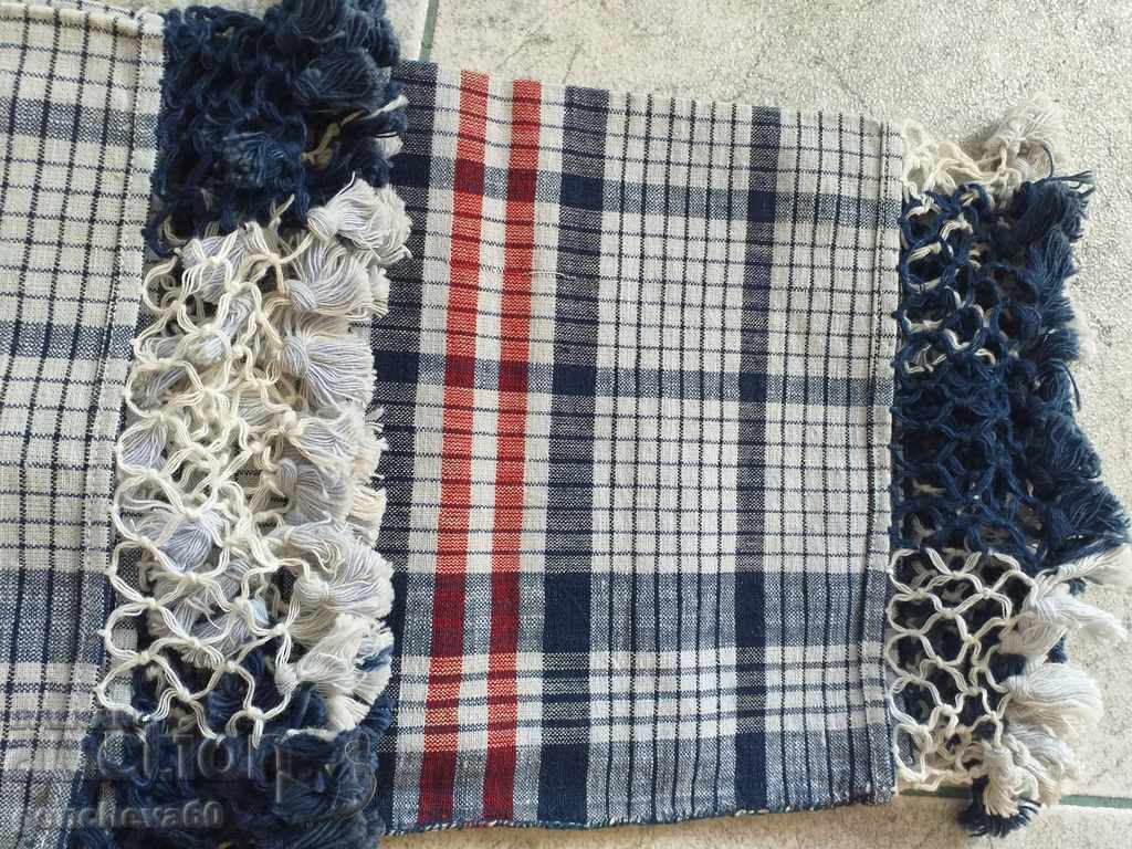 Prosop țărănesc dublu, meșal cu dantelă lucrată manual cu preț 40.00 BGN | € 20.45 Prosop țărănesc dublu, meșal cu dantelă lucrată manual cu preț 40.00 BGN | € 20.45