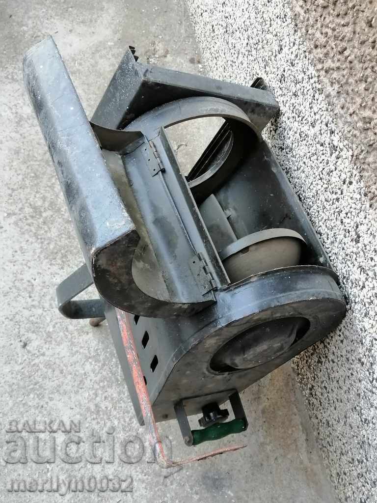 Theater floodlight housing without magnifier with price 76.00 BGN | € 38.86 Theater floodlight housing without magnifier with price 76.00 BGN | € 38.86