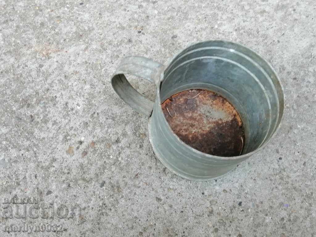 An old measure of liquid, a pot of alcohol, beer, wine, brandy - 5 An old measure of liquid, a pot of alcohol, beer, wine, brandy - 5