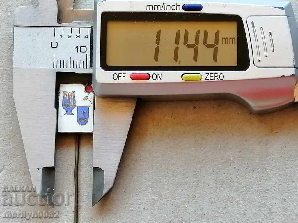 Delivery of Breastplate Medal Badge Badge Delivery of Breastplate Medal Badge Badge