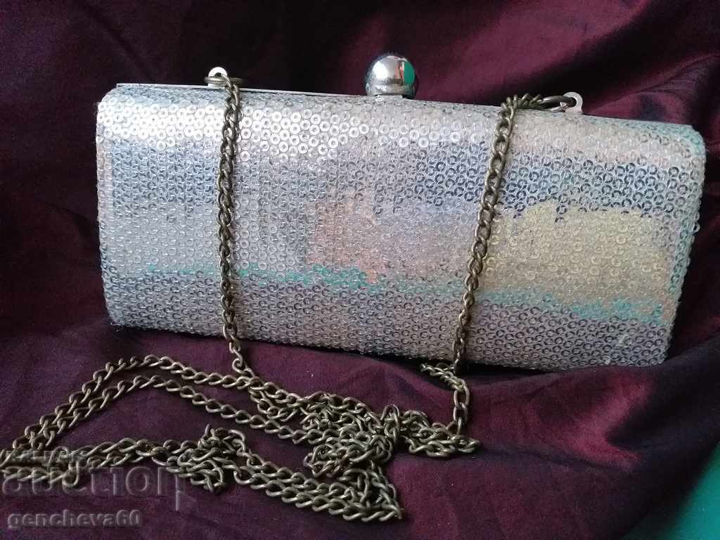 Licitație Geanta vintage, poseta cu paiete si margele Licitație Geanta vintage, poseta cu paiete si margele