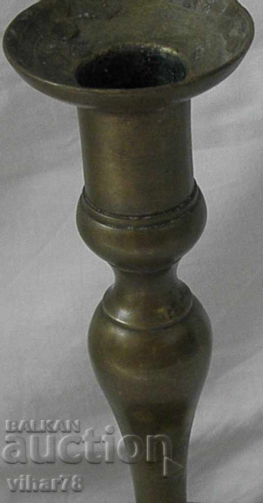 Δημοπρασία παλιό κηροπήγιο