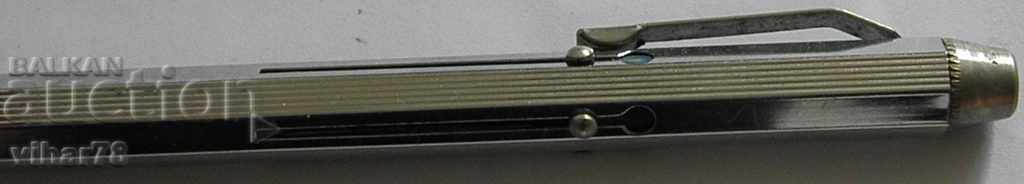 Auction old chemical multicolored-does not write Auction old chemical multicolored-does not write