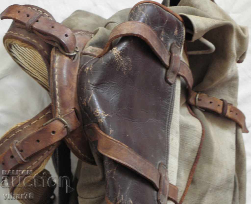 Delivery of a large military backpack Delivery of a large military backpack