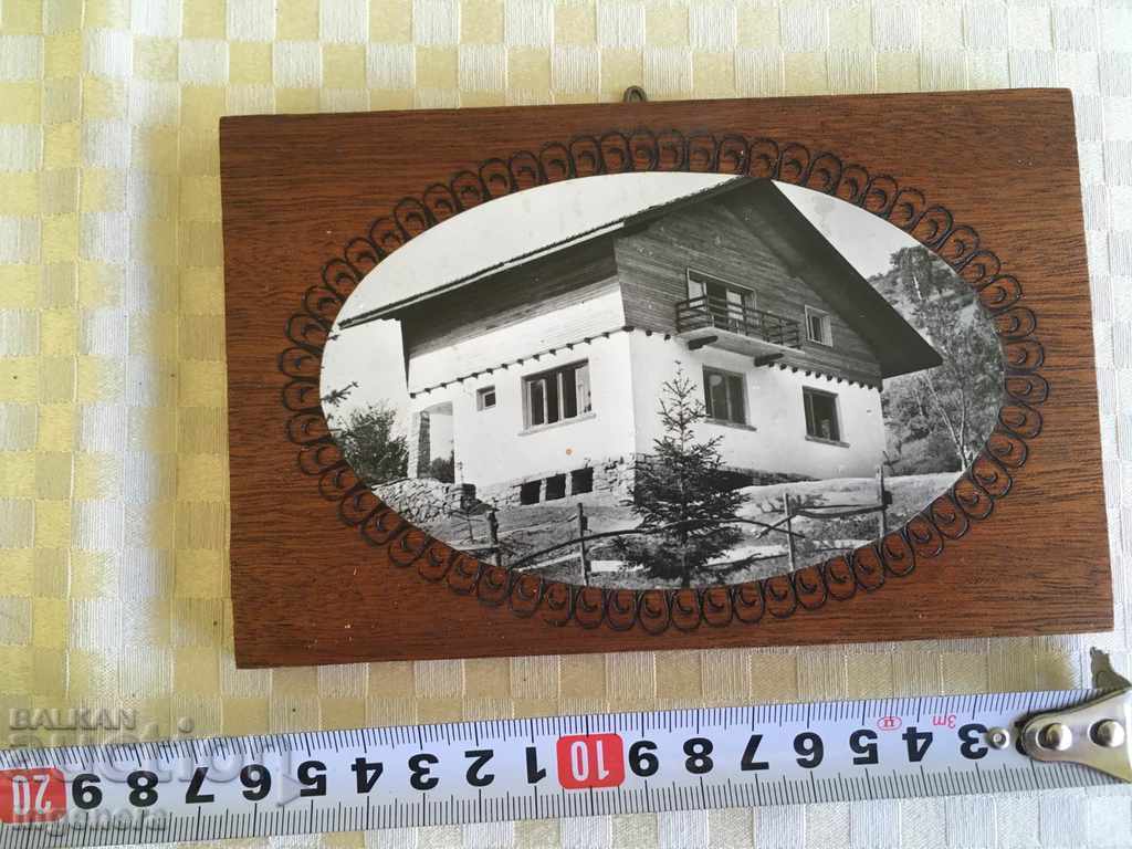 OLD PHOTO OF A MOUNTAIN HUT. MOMINA POLYANA WOOD PYROGRAPHY OLD PHOTO OF A MOUNTAIN HUT. MOMINA POLYANA WOOD PYROGRAPHY