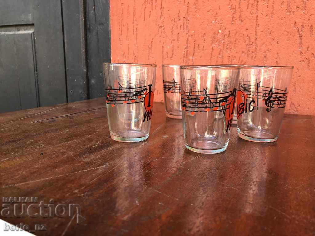 10109. ΥΠΗΡΕΣΙΑ ΓΥΑΛΙΝΟΥ ΓΥΑΛΙΟΥ - 7 10109. ΥΠΗΡΕΣΙΑ ΓΥΑΛΙΝΟΥ ΓΥΑΛΙΟΥ - 7