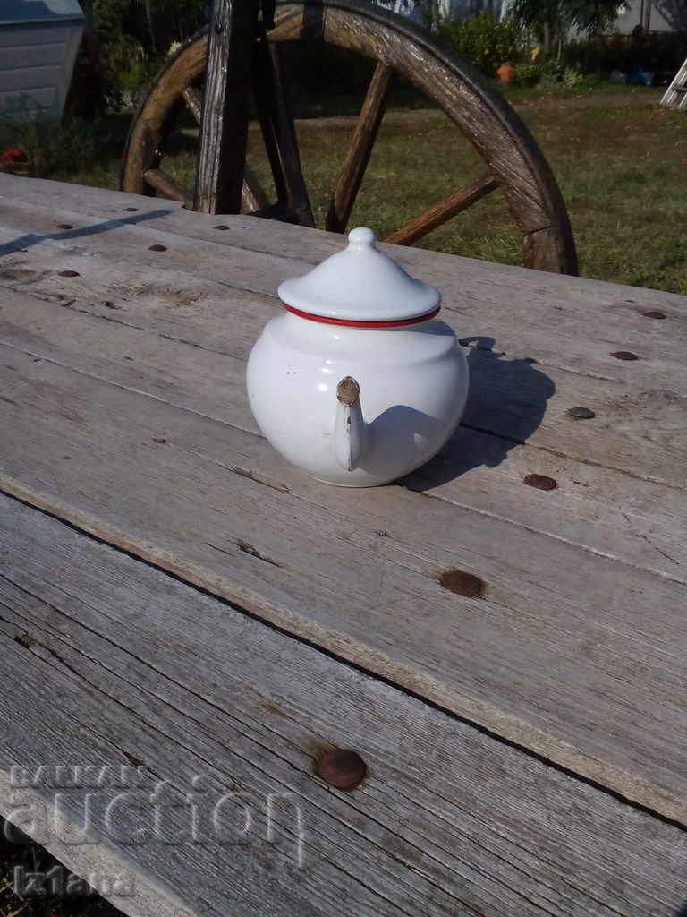 Livrarea fierbător de apă emailat veche Livrarea fierbător de apă emailat veche