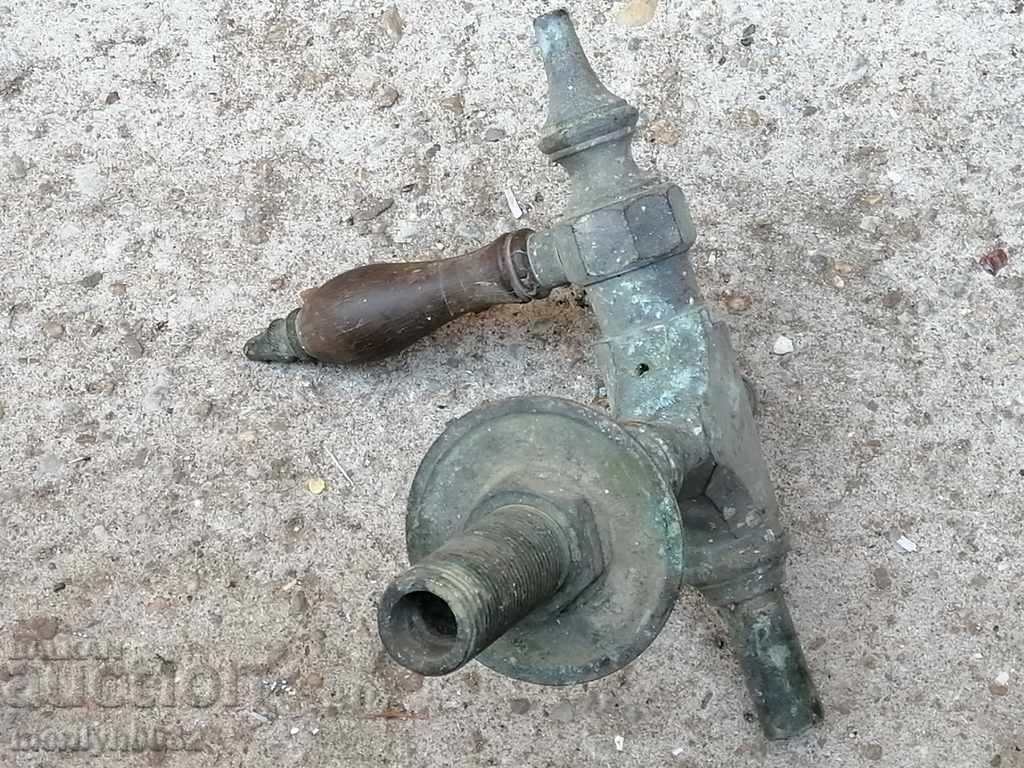 Old bronze beer barrel tap - 5