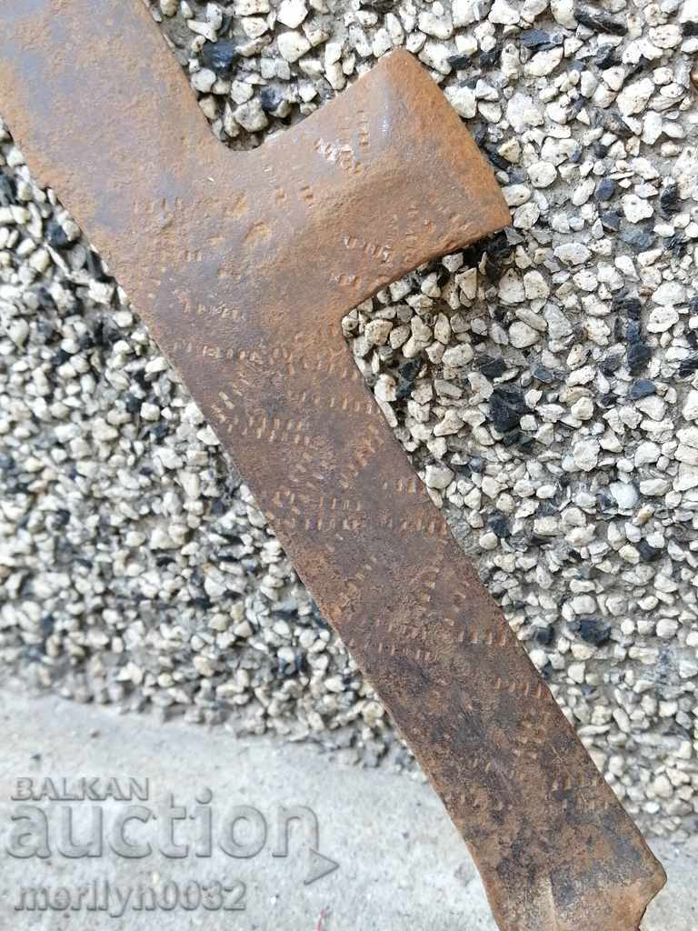 An old tool, an instrument, a hand forged cutter, a chopper, a machete - 6 An old tool, an instrument, a hand forged cutter, a chopper, a machete - 6