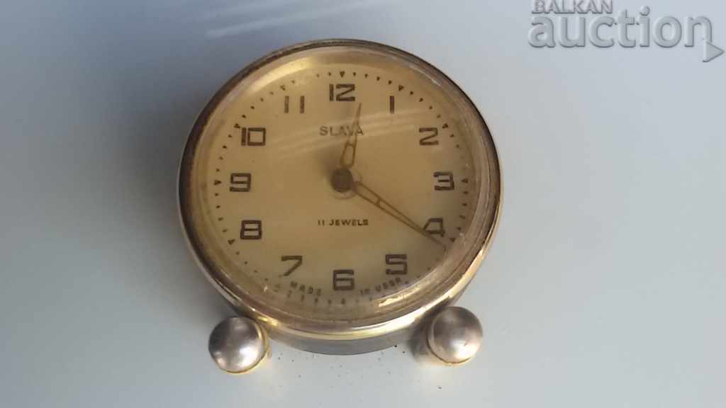 слава малък будилник с цена 15.00 лв. | € 7.67 слава малък будилник с цена 15.00 лв. | € 7.67