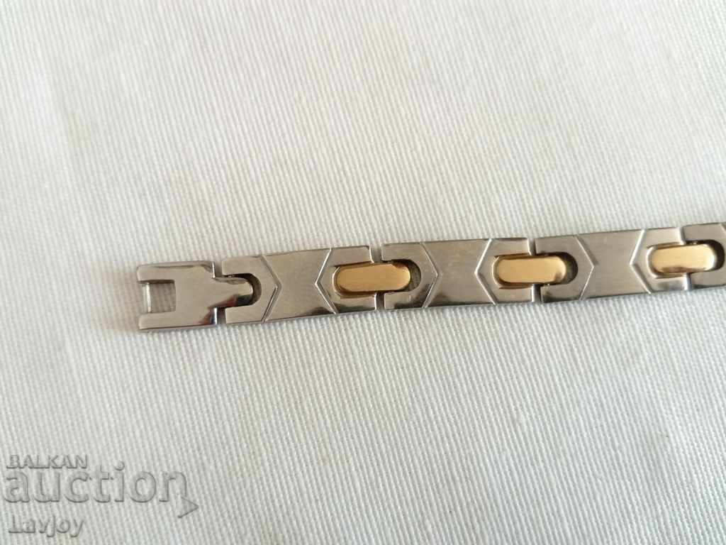 Cartier Bracelet with price 20.00 BGN | € 10.23