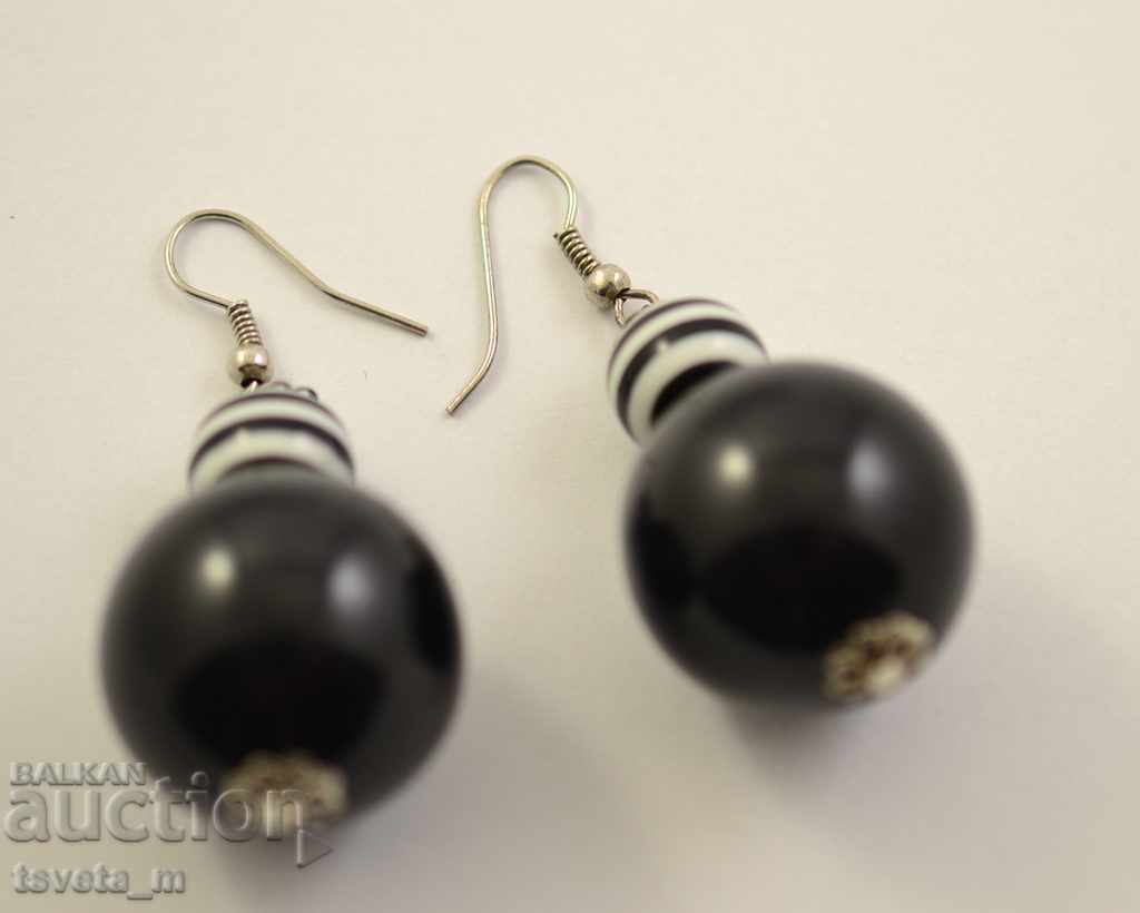 Earrings with price 2.00 BGN | € 1.02