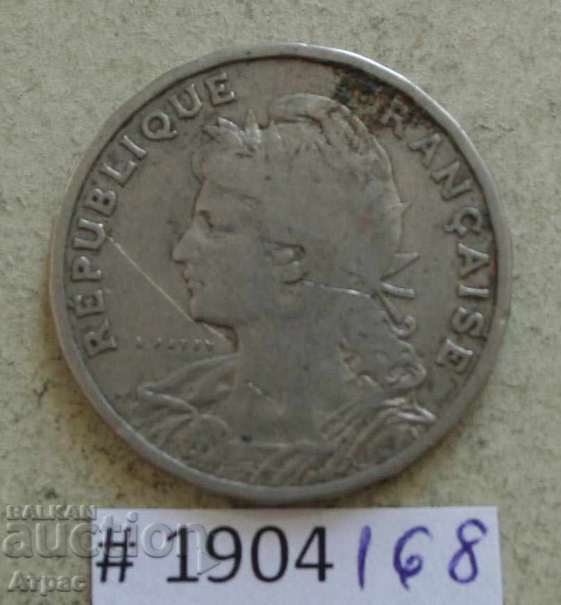 25 centimetri 1904 -France cu preț € 1.28 | 2.50 BGN