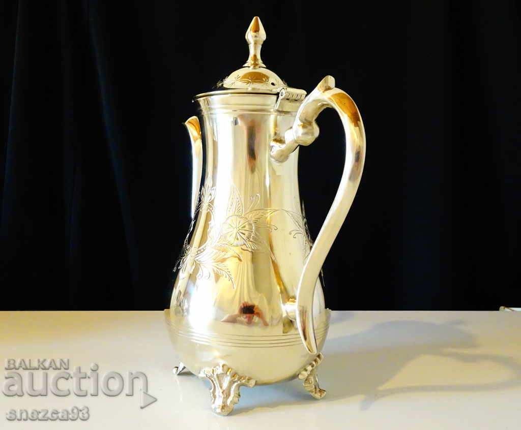 English jug, bronze, 1 liter - 6 English jug, bronze, 1 liter - 6