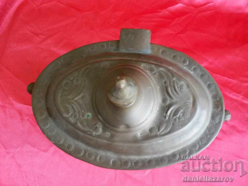 Curtea otomană din bronz mare, forjat de mână veche cu preț € 65.00 | 127.13 BGN