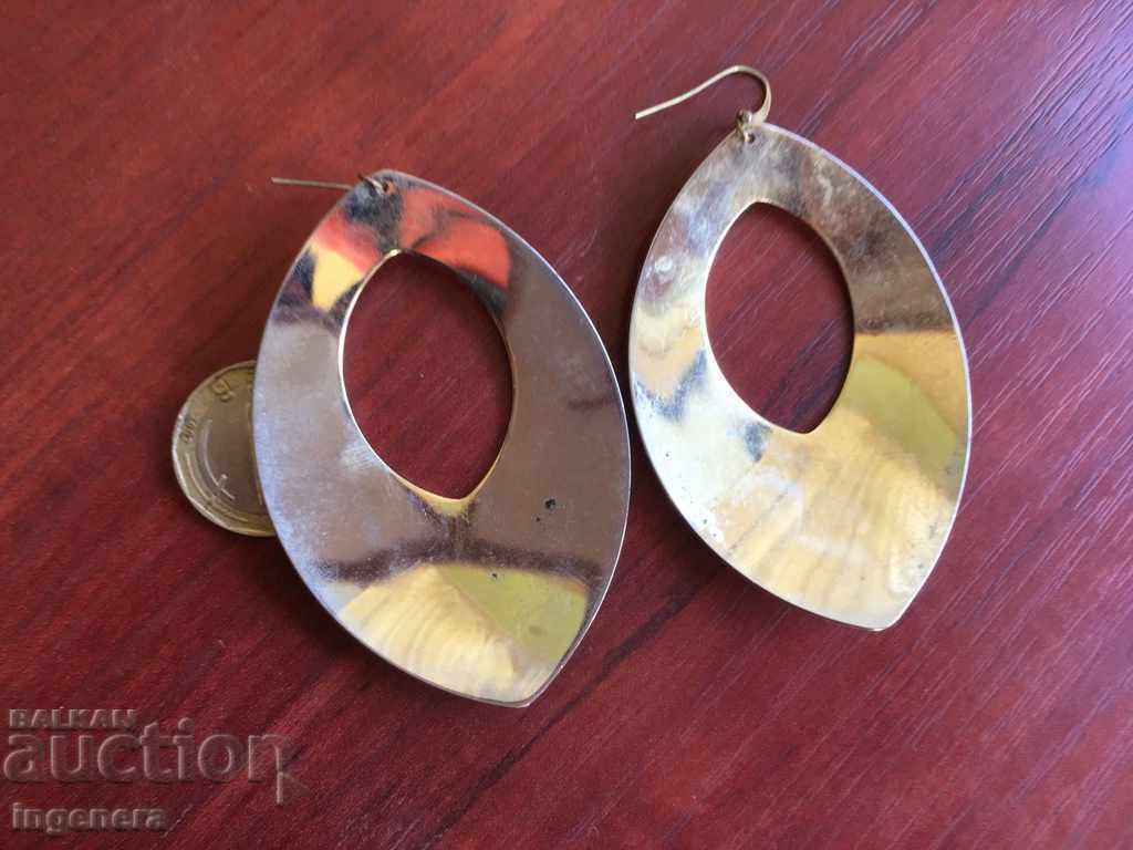 Auction  EARRINGS EARRINGS METAL