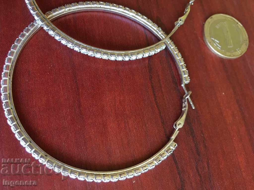 Auction  EARRINGS METAL STONES