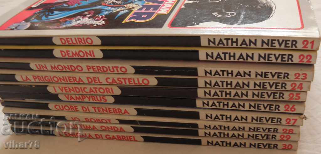 Auction 10 NEVER collectibles / comics from 21 to 30 Auction 10 NEVER collectibles / comics from 21 to 30