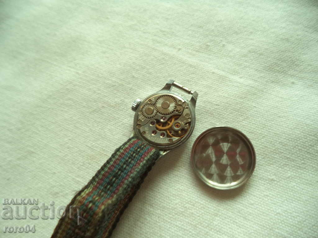 Delivery of CHAIKA - 17 JEWELS - MADE IN USSR - WORKS Delivery of CHAIKA - 17 JEWELS - MADE IN USSR - WORKS