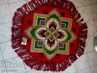 Magnificent tablecloth, knitted cover, diam. 95 cm with fringes