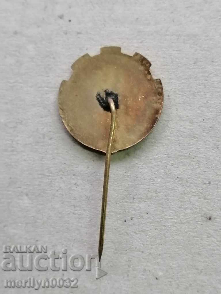 Breastplate Medal Badge Badge with price 68.00 BGN | € 34.77 Breastplate Medal Badge Badge with price 68.00 BGN | € 34.77