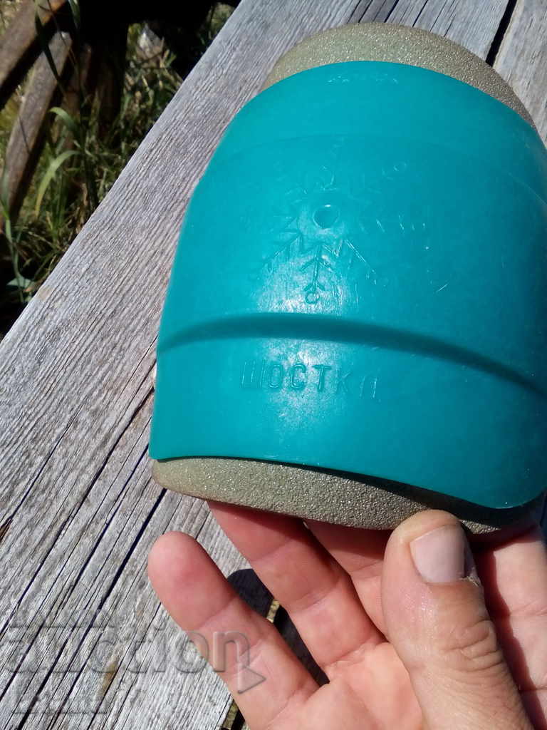 Delivery of Old baby knee pads Delivery of Old baby knee pads