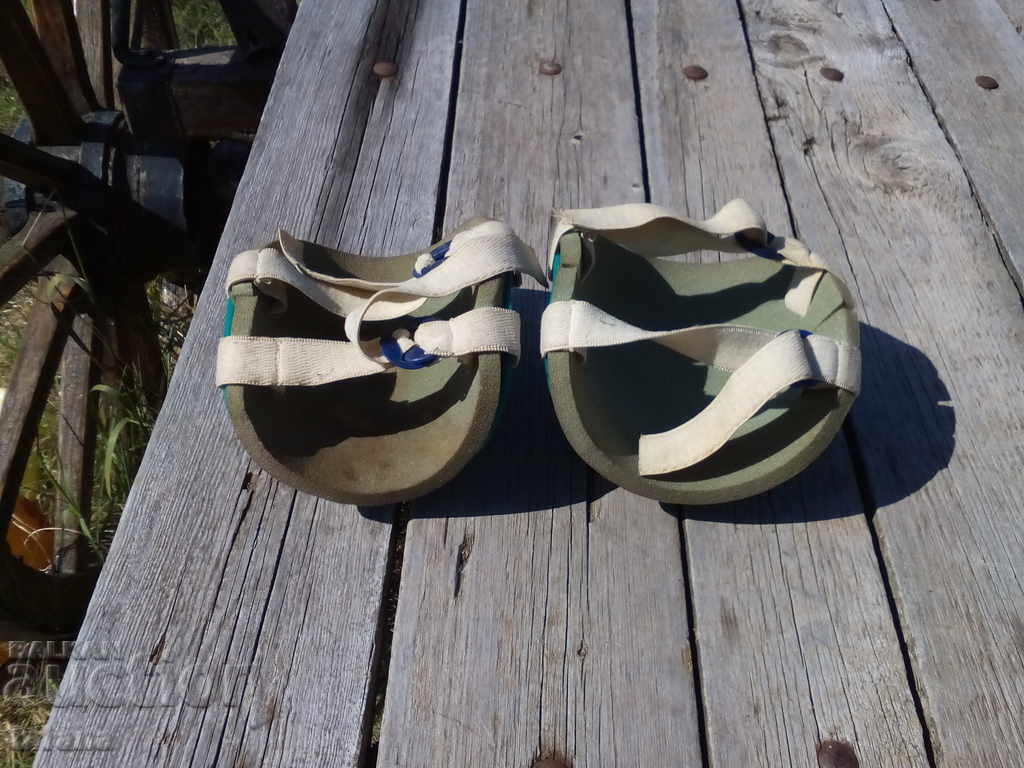 Old baby knee pads - 5 Old baby knee pads - 5