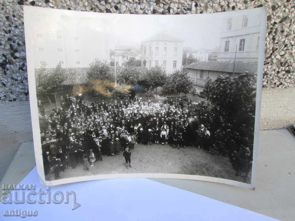 OLD PHOTO OF THE PRIEST, PRIEST OF POP MIRIAN with price 50.00 BGN | € 25.56 OLD PHOTO OF THE PRIEST, PRIEST OF POP MIRIAN with price 50.00 BGN | € 25.56