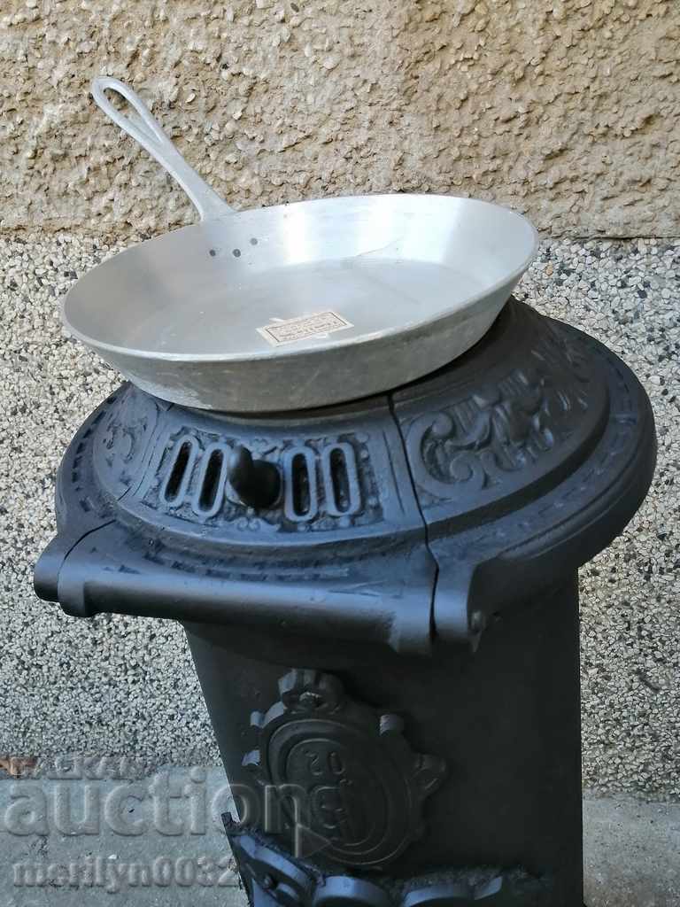 Old 1946 aluminum pan labeled kitchenware - 5 Old 1946 aluminum pan labeled kitchenware - 5