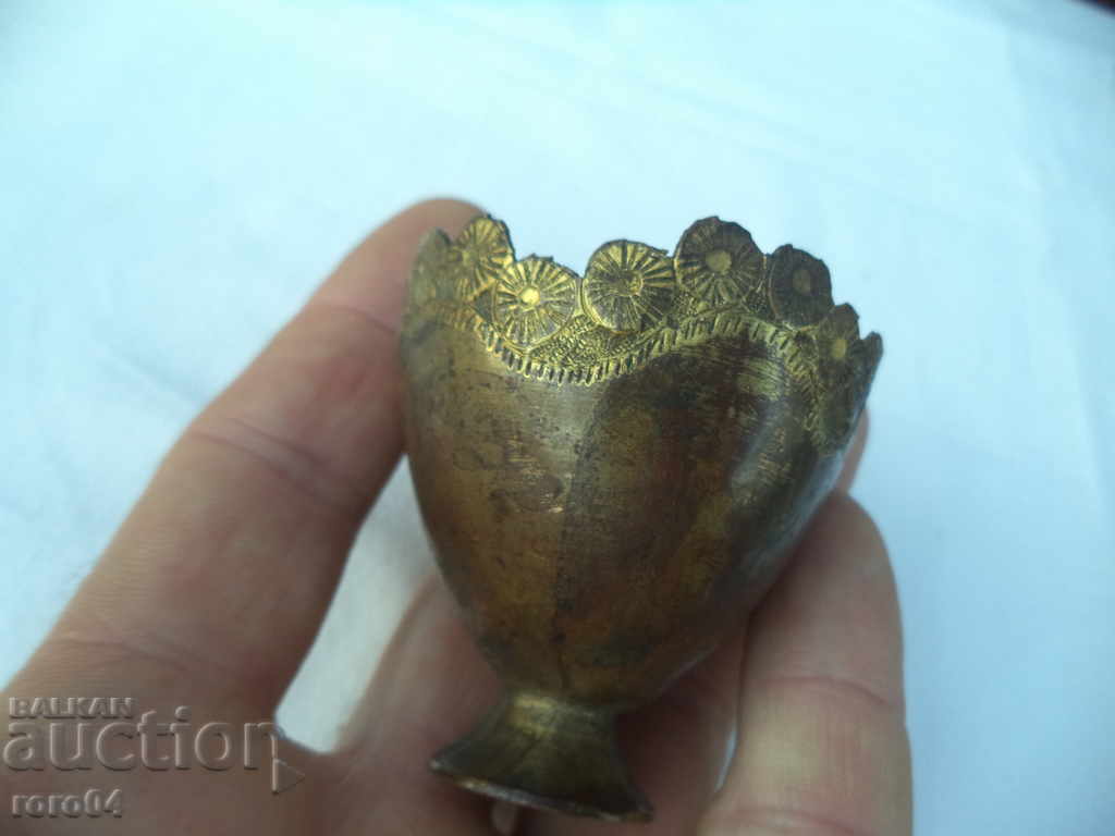 STAR REVIVAL ZARF - 3 with price 58.50 BGN | € 29.91 STAR REVIVAL ZARF - 3 with price 58.50 BGN | € 29.91