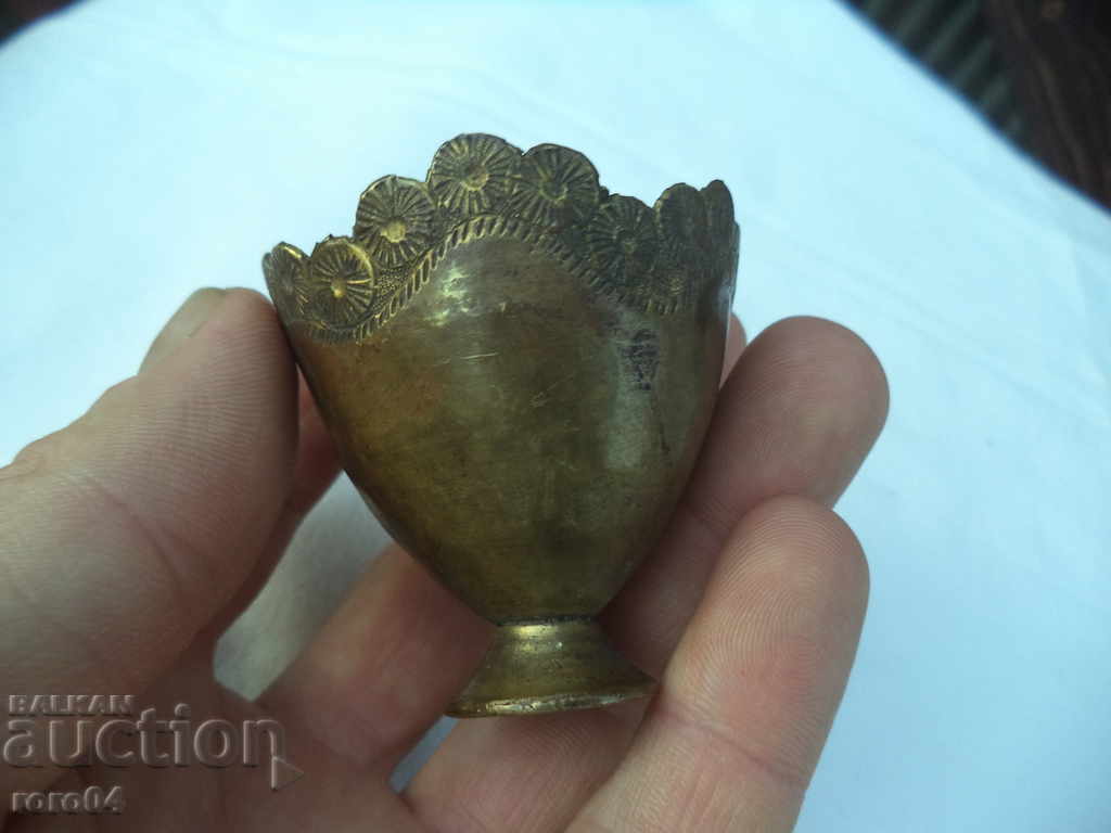 STAR REVIVAL ZARF - 4 cu preț 58.50 BGN | € 29.91 STAR REVIVAL ZARF - 4 cu preț 58.50 BGN | € 29.91