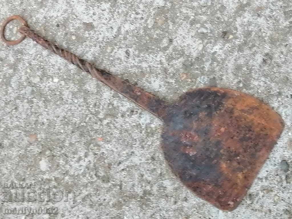 Delivery of Old forged scabbard, hoe, gingerbread, gingerbread Delivery of Old forged scabbard, hoe, gingerbread, gingerbread