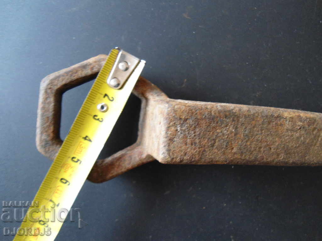 Delivery of Old forged wagon wagon key Delivery of Old forged wagon wagon key