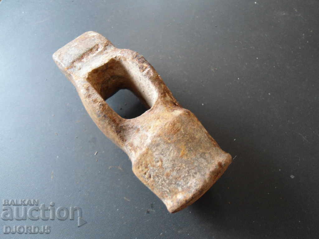 Auction  An old craft hammer