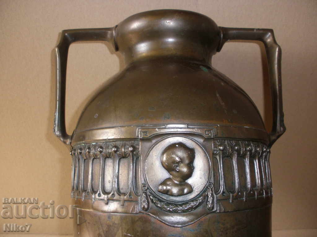 An old vase from the beginning of the 20th century, "Setision" style. - 5 An old vase from the beginning of the 20th century, "Setision" style. - 5