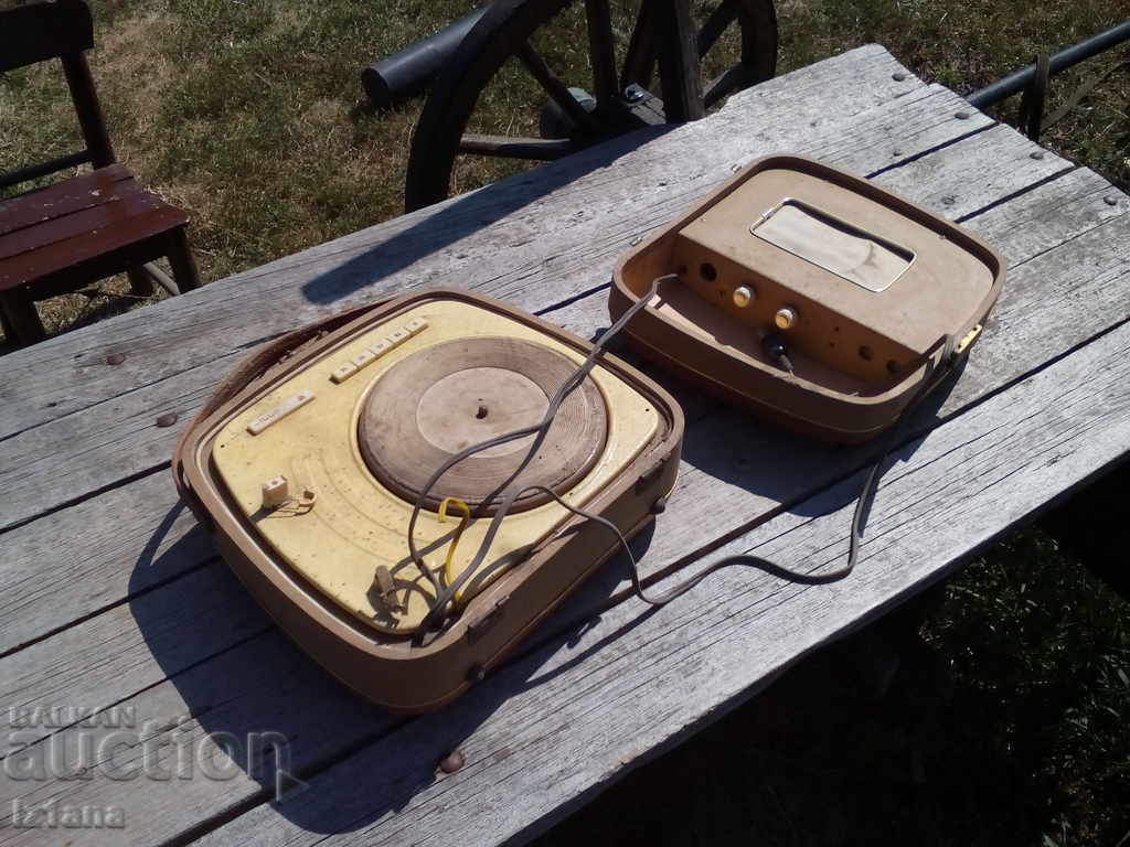 Old turntable - 5 Old turntable - 5