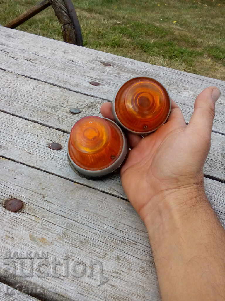 Old blinker, blinkers with price 32.00 BGN | € 16.36 Old blinker, blinkers with price 32.00 BGN | € 16.36