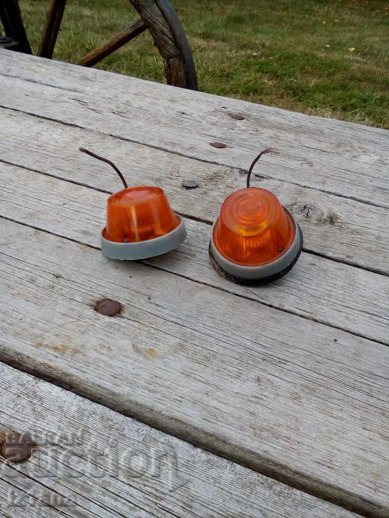 Old blinker, blinkers Old blinker, blinkers