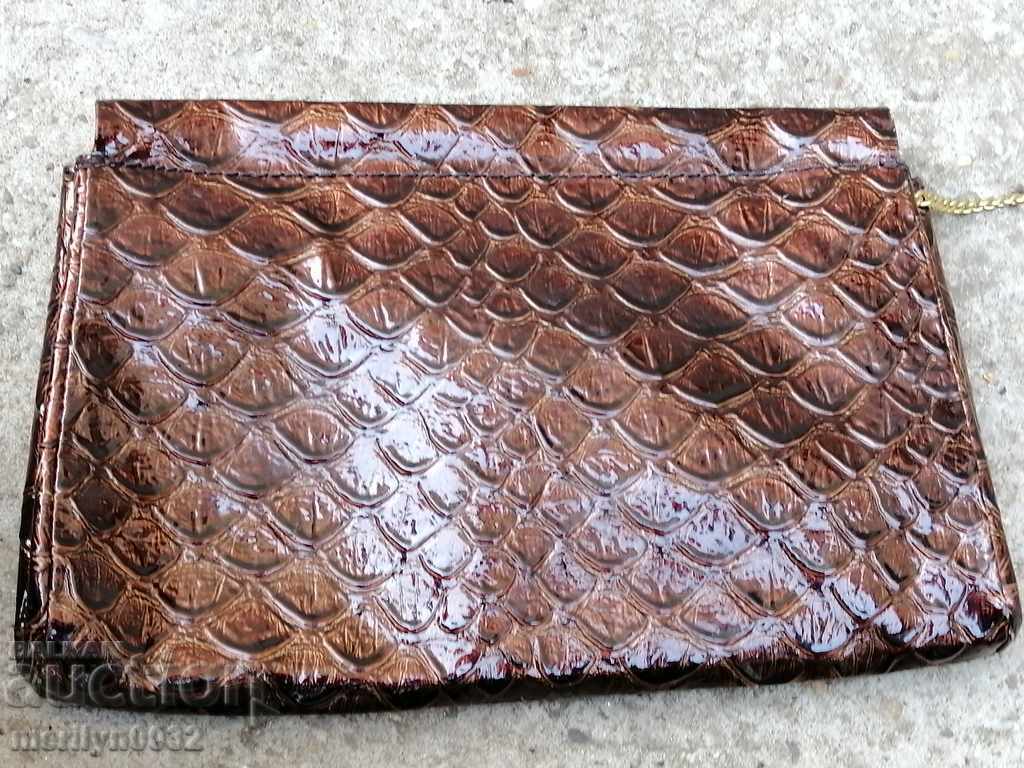 Τσάντα από δέρμα κροκόδειλου κατασκευασμένη στις ΗΠΑ, ΗΠΑ με τιμή 149.00 BGN | € 76.18 Τσάντα από δέρμα κροκόδειλου κατασκευασμένη στις ΗΠΑ, ΗΠΑ με τιμή 149.00 BGN | € 76.18