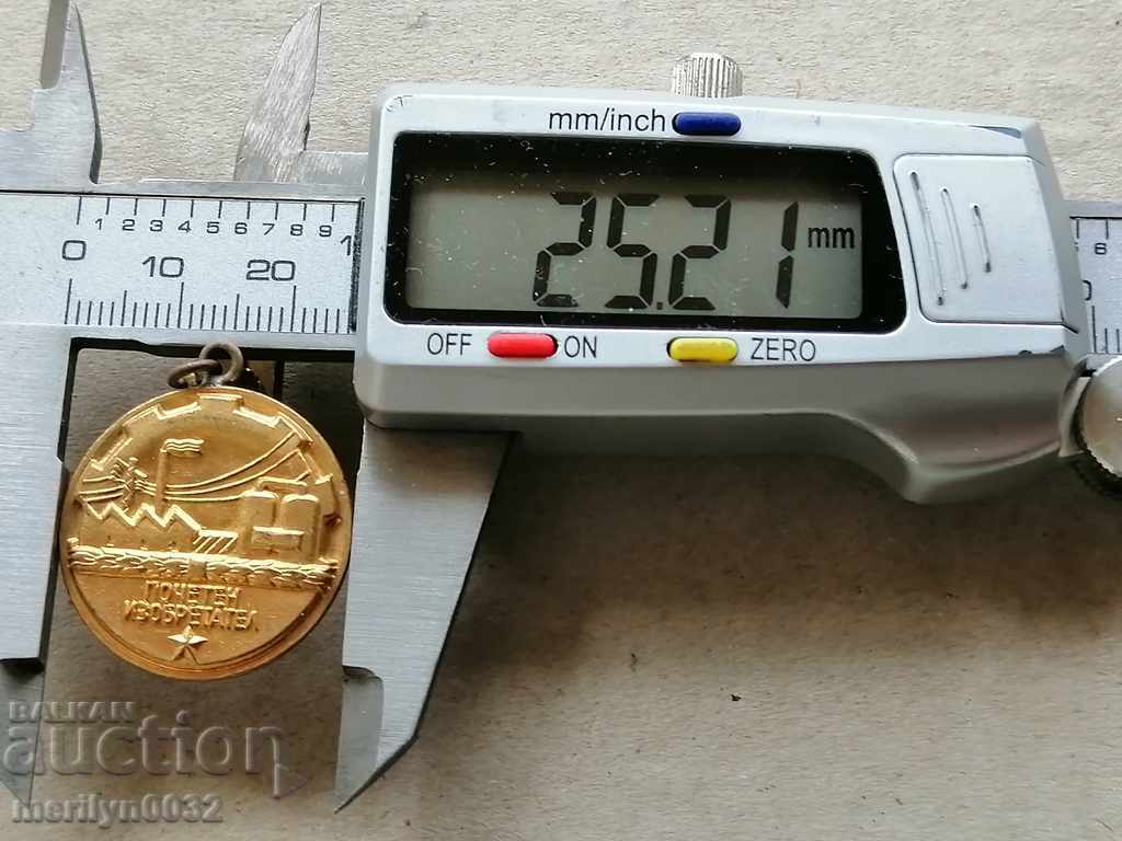 Auction  Badge of Honor Inventor Medal Badge